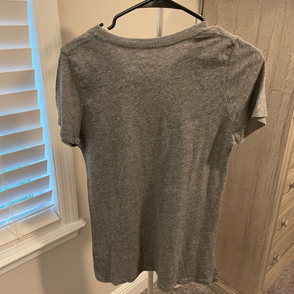 NWT Florida Gators Basketball Tee - Picture 3 of 4